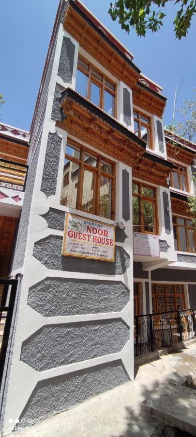 Noor Guest House Leh Exteriör bild